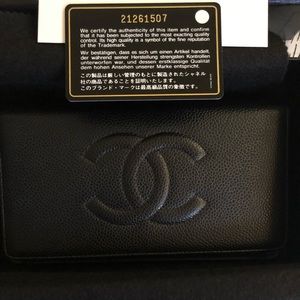 ❌SOLD ❌Authentic Chanel Long Wallet Caviar